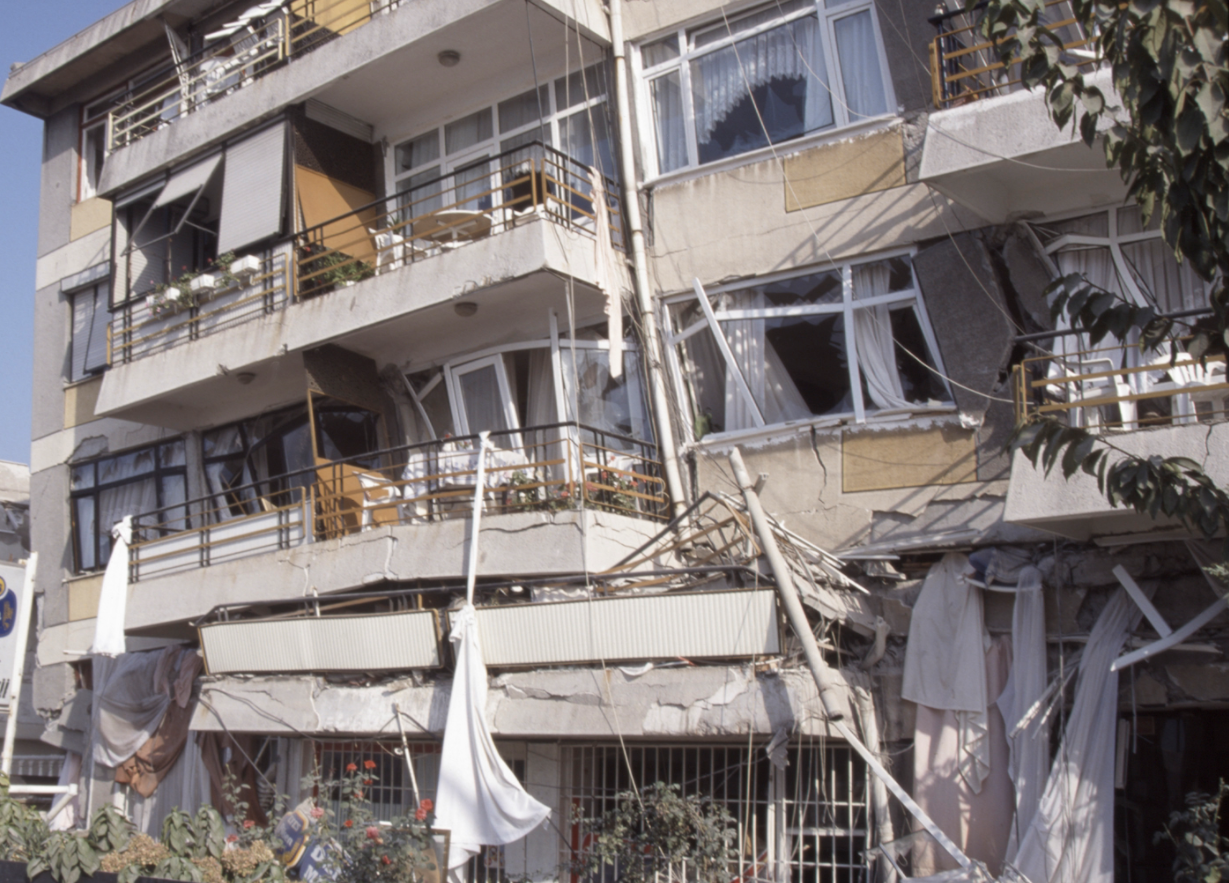 Deprem Nedir?