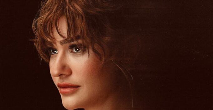 Derya Bedavacı – Kalbimi Kırıyorlar Anne