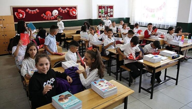 Okullardaki İngilizce dersinde radikal değişiklik: Üç ayrı grup oluşturulacak